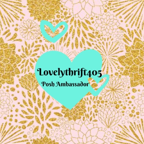 Meet your Posher, Claudia - Picture 5 of 7